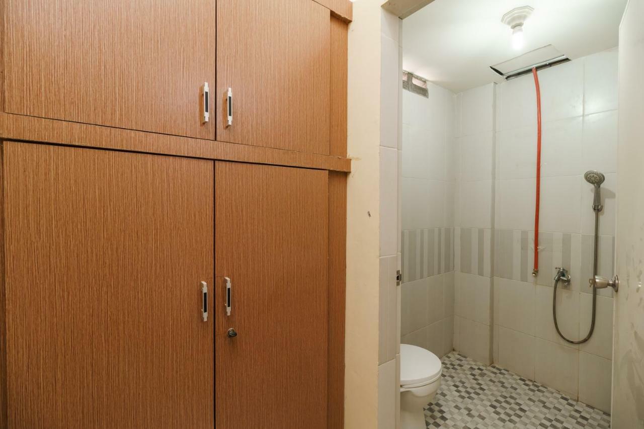 RedDoorz Syariah near RS Pirngadi Medan Hotel Bagian luar foto